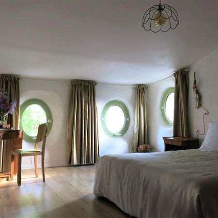 La Buissonniere Bed & Breakfast Oppède Екстериор снимка