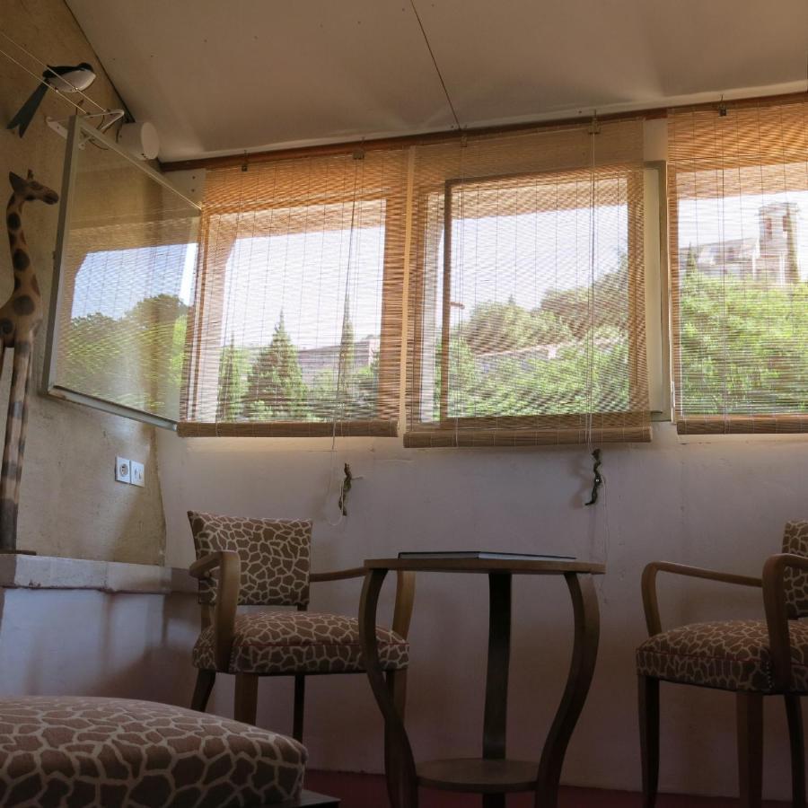 La Buissonniere Bed & Breakfast Oppède Екстериор снимка