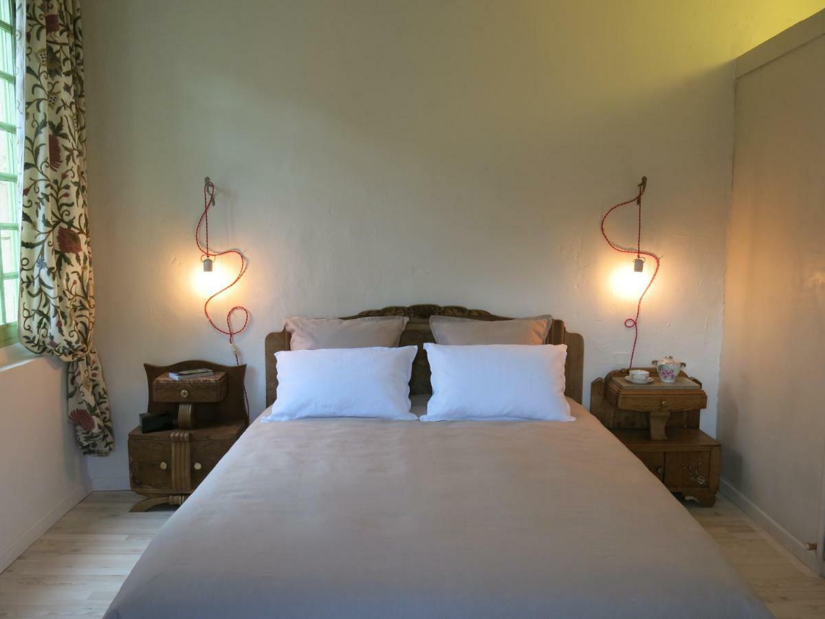 La Buissonniere Bed & Breakfast Oppède Екстериор снимка
