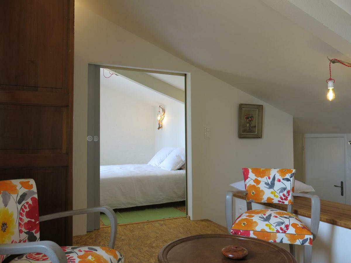 La Buissonniere Bed & Breakfast Oppède Екстериор снимка